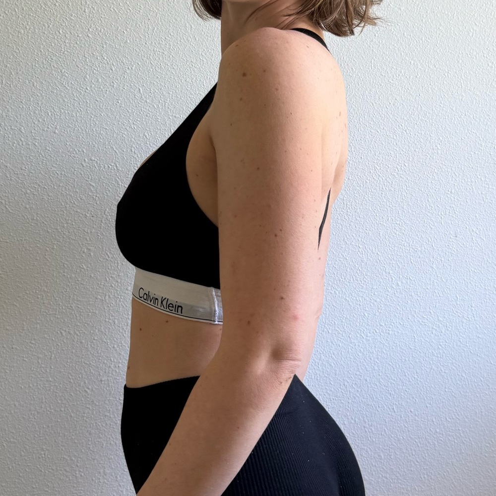 Calvin Klein Black and White Logo Branded Sports Bra Bralette size medium - Picture 3 of 10